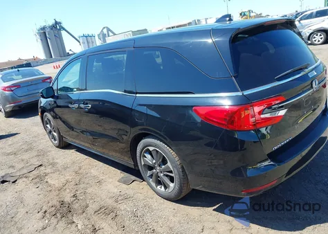 2023 Honda Odyssey Elite z USA, uszkodzony, nr VIN 5FNRL6H97PB017653